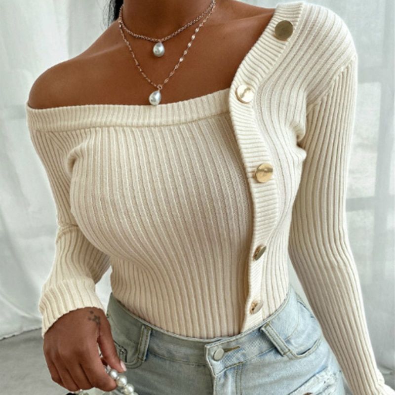 Women's long sleeve knitted sweater