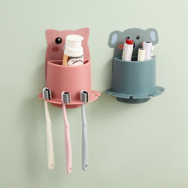 Toothbrush holder with animated background